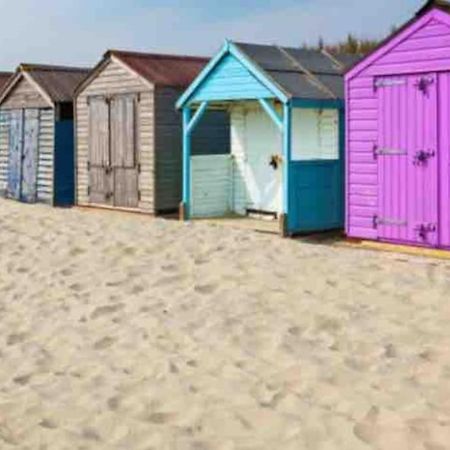 The Sails Villa East Wittering Exterior photo